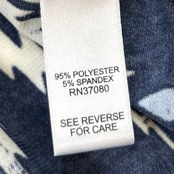 Cato Navy and Cream Aztec Print Tunic with Ties on the Sides. Size XL. - Picture 6 of 7